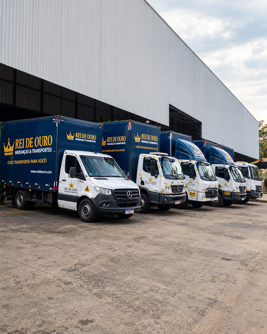 Transporte seguro de veículos e cargas.